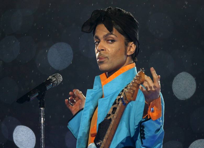 Prince fue el show central del SuperBowl 2007. FOTO Reuters