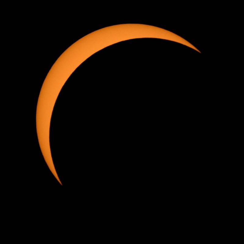 La Luna pasa frente al Sol durante el eclipse total que pudieron presenciar los espectadores desde el Lago Ross, ubicado en el Parque Nacional Northern Cascades en Washington. Foto: Nasa