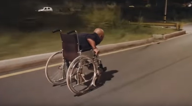 El “Toretto” paisa desafía las calles en silla de ruedas 