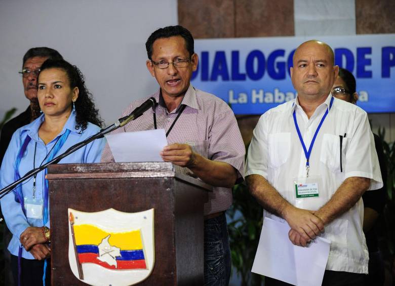 El equipo de paz de las Farc anunció este jueves que concluyó la presentación de su paquete de iniciativas sobre los derechos integrales de las víctimas del conflicto. FOTO AFP