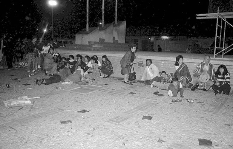 Colprensa - As� qued� la plaza luego del atentado a Luis Carlos Gal�n hace 20 a�os en Soacha.