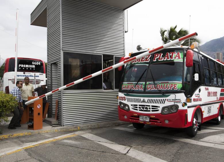 Con la automatización, el ingreso a las zonas de abordaje tiene un mayor control. El uso de los torniquetes y de las tarjetas de entrada son uno de los mayores logros de la actual administración.