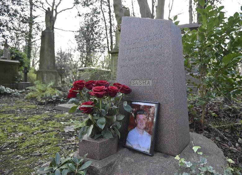 Los restos de Litvinenko reposan en el cementerio Highgate de la capital inglesa. Si bien es muy conocido el antagonismo que había entre el exagente y Vladimir Putin, el Kremlin siempre ha negado cualquier responsabilidad sobre su muerte. FOTO reuters