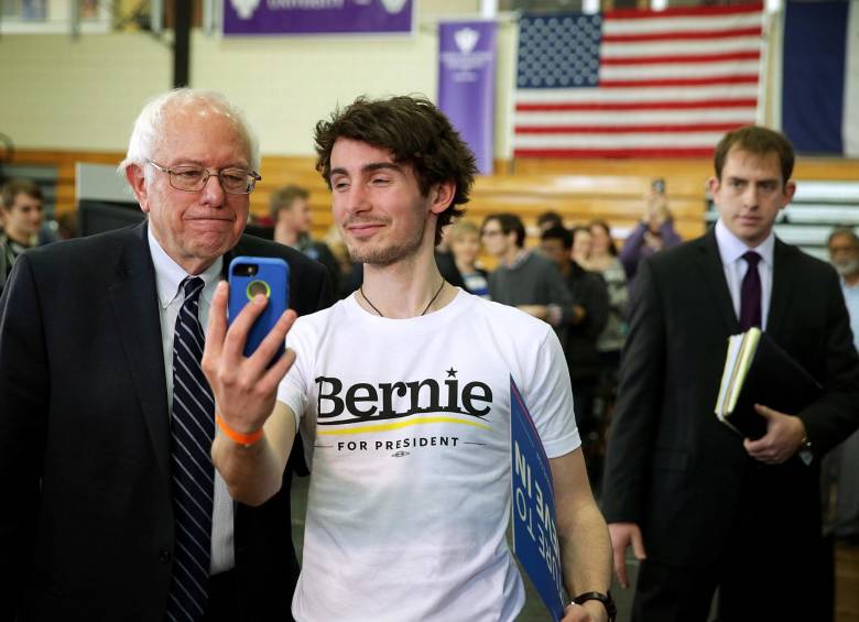 La juventud, gestora del triunfo de Obama en dos ocasiones, es el arma para Sanders. FotoS afp