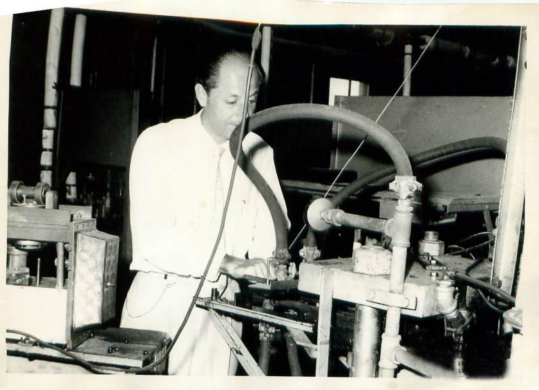 Prensas que en 1959 utilizaba Codiscos. 