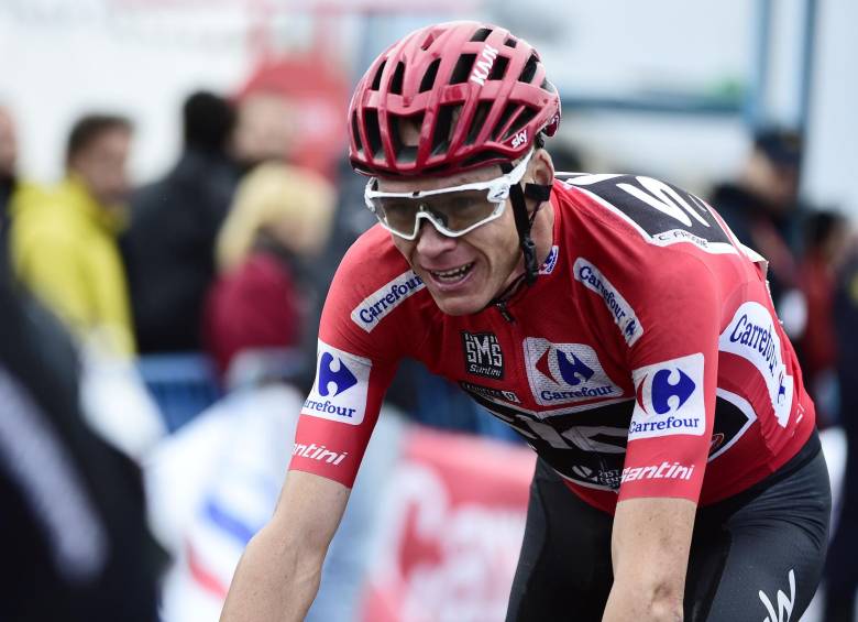 Froome podría perder su título de la Vuelta a España por dar positivo en un control antidopaje. FOTO AFP