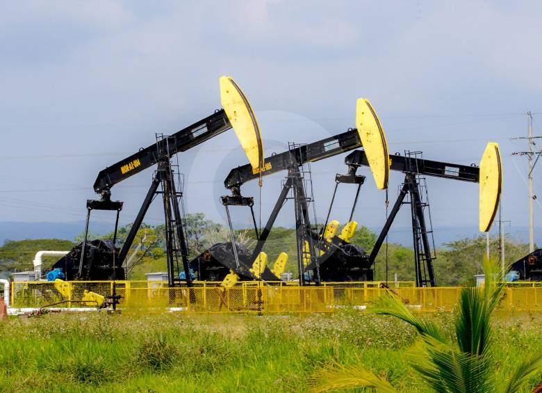 En 16 días el Brent ha caído 23 %, aunque el promedio se mantiene en US$45. El WTI tuvo precio negativo por primera vez en la historia. FOTO JUAN ANTONIO SÁNCHEZ