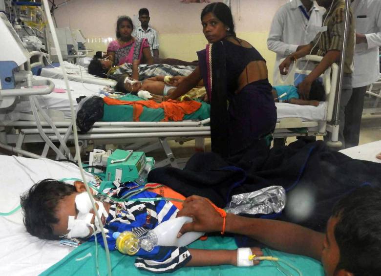 Mueren 64 niños en un hospital de India
