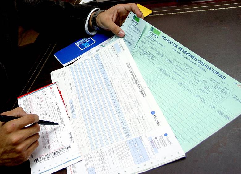 Solo el 34,2 % de colombianos en edad de jubilación están pensionados. FOTO: DIEGO GONZÁLEZ