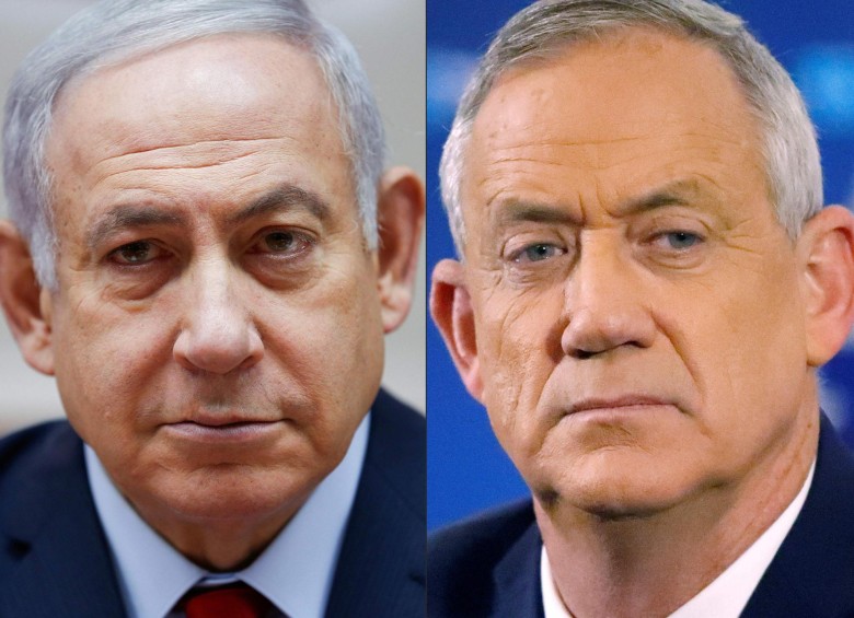 Benjamin Netanyahu (izquierda) y Benny Gantz (derecha), férreos opositores, deberán deponer sus diferencias antes de este miércoles. FOTO AFP
