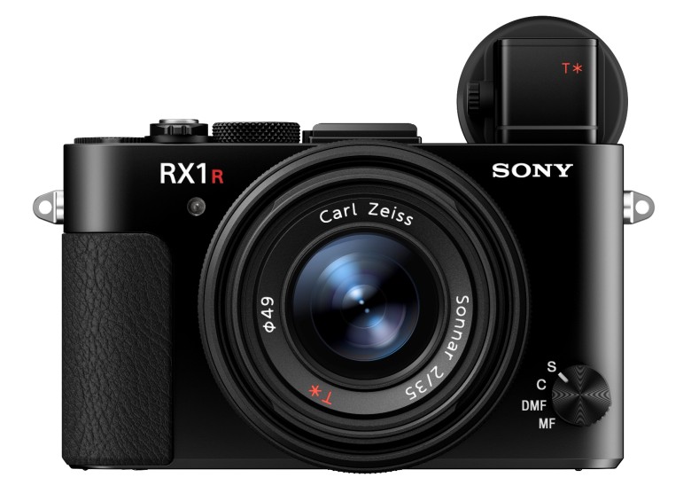 11 millones es el costo que tendrá la Sony Cyber-shot DSC-RX1R II con mejores características que sus antecesores.