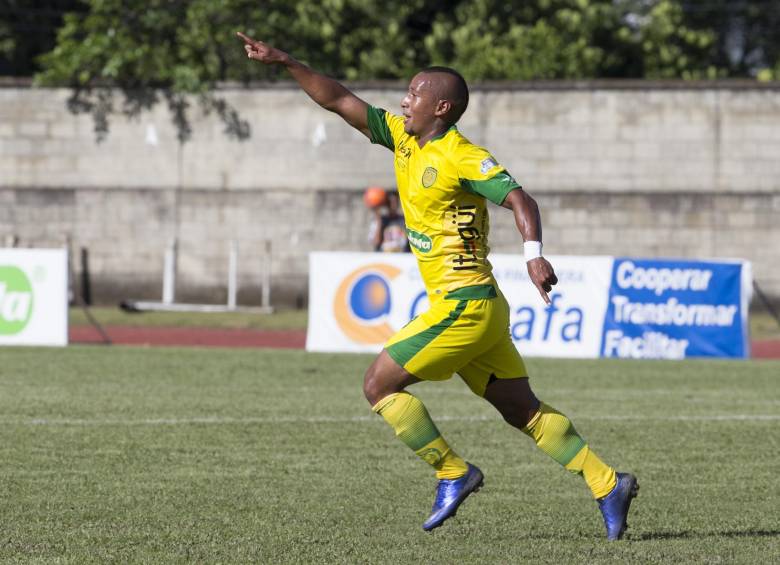 No le alcanzaron los 2 goles a Leones para traerse un buen resultado de Barranquilla. Wílmar Cruz abrió la cuenta. FOTO colprensa
