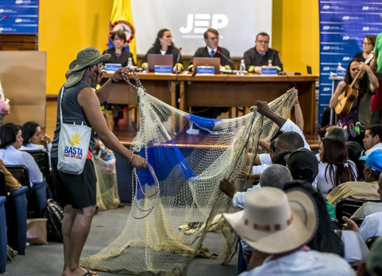 Ante la Jurisdicción Especial para la Paz los habitantes del cañón del río Cauca pidieron garantías para desenterrar a los desaparecidos. FOTO Juan Antonio Sánchez