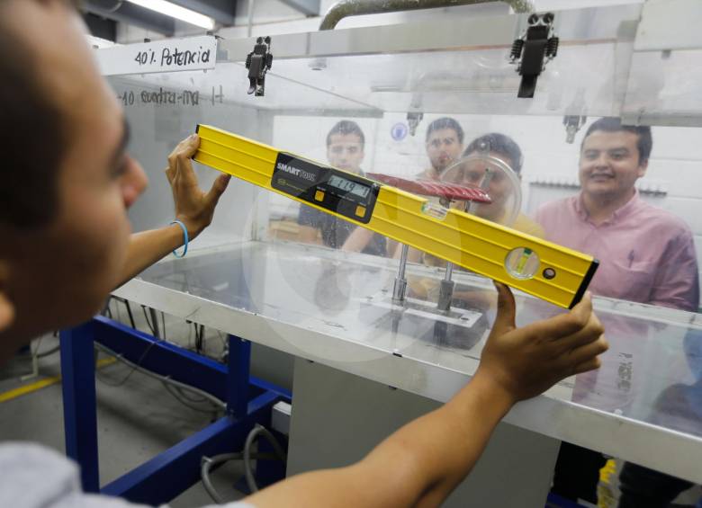 La tarea de las ingenierías está atada a la resolución de problemas, incluso de complejidades cada vez más puntuales. Además, están asociadas con el proceso creativo y la innovación. FOTO Julio César Herrera
