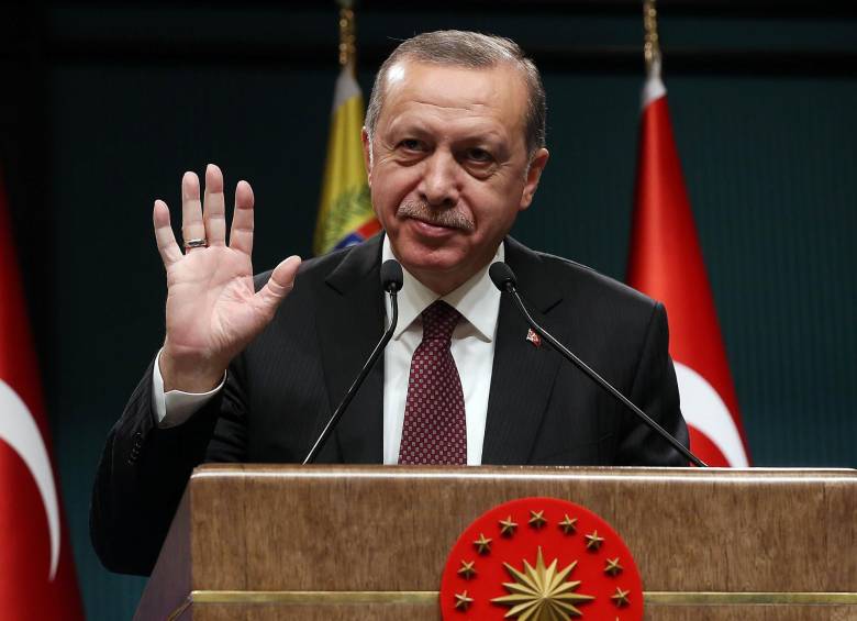 Recep Tayyip Erdogan, presidente de Turquía, mantiene en estado de emergencia al país desde julio de 2016, cuando denunció un golpe . La medida ha permitido masivas detenciones FOTO afp