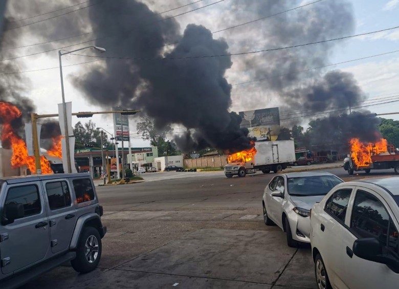Incendios en Culiacán tras tiroteo. FOTO: EFE