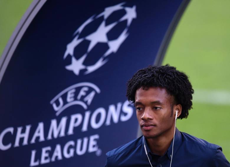 Juan Guillermo Cuadrado ha dejado la posición de lateral derecho y se ha convertido en el extremo derecho del ataque de los italianos junto a Pablo Dybala y Gonzalo Higuaín. FOTO afp 