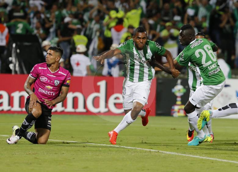 Alexis Henríquez celebró su segunda Copa Libertadores. La había ganado con Caldas Foto Juan A. Sánchez