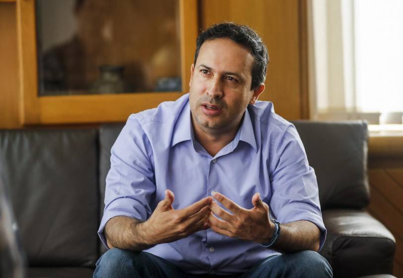 Santiago Gómez, candidato a la Alcaldía de Medellín. FOTO Jaime Pérez Munévar