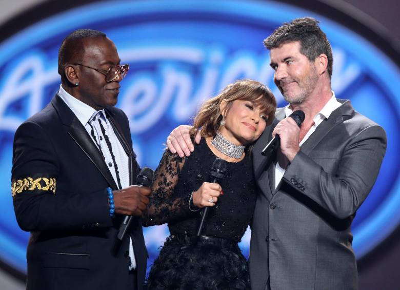 El programa reconoció el trabajo de los primeros jurados Randy Jackson, Paula Abdul y Simon Cowel. FOTO AP
