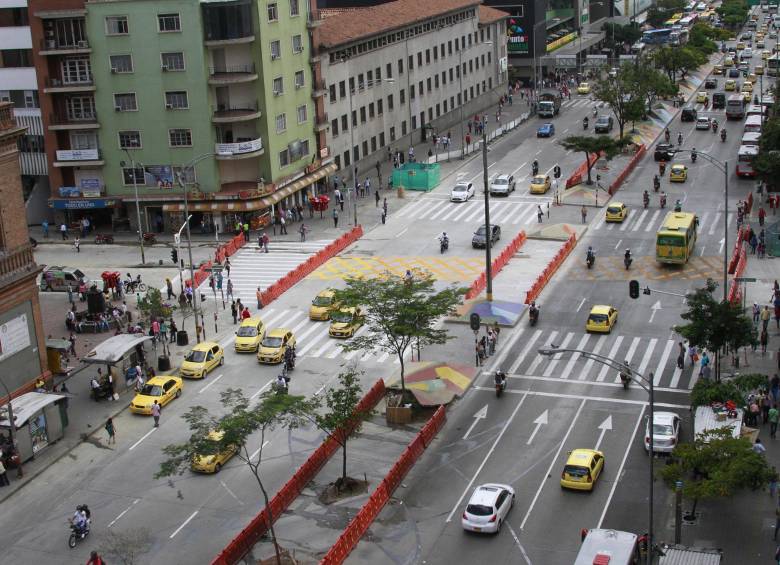 Cuando Bomberos Medellín llegó al lugar del incidente ya los lesionados habían sido remitidos por medio de la cuadrilla de emergencias de la empresa de servicios públicos. FOTO ARCHIVO