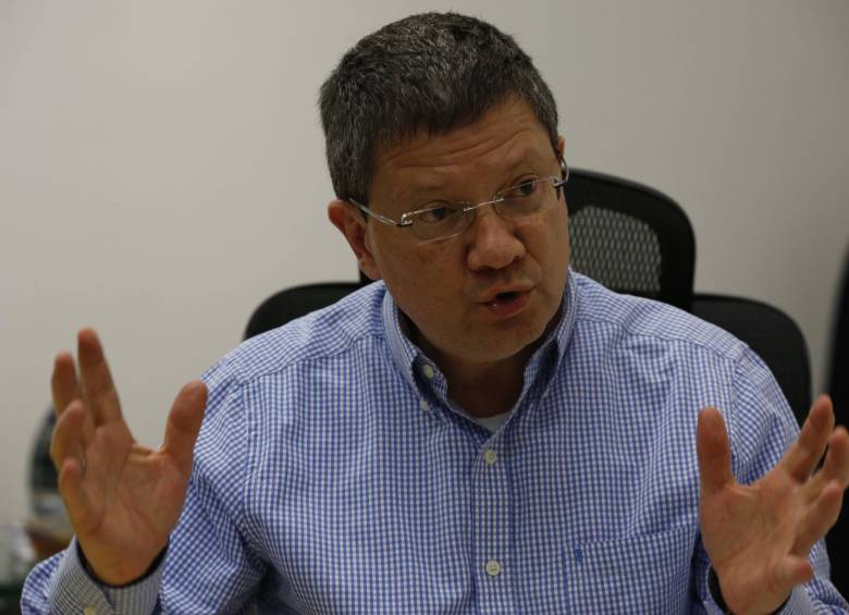 Luis Fernando Suárez será a partir de ahora el gobernador encargado de Antioquia.