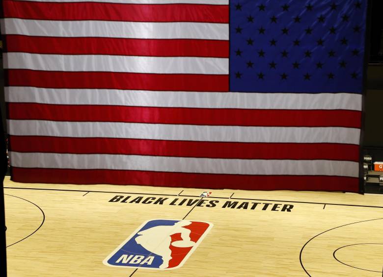 Las vidas negras importan, es el mensaje en la NBA. FOTO: EFE