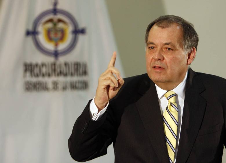 El procurador Alejandro Ordóñez dijo que los comentarios que ha hecho sobre el proceso de paz han salido de lo que se ha publicado. FOTO COLPRENSA. 
