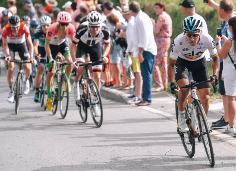 En cinco presentaciones, Henao logró su segundo top-10 en la Lieja-Bastoña-Lieja, la clásica más antigua con 104 años de historia. En 2015, el antioqueño terminó séptimo. FOTO CORTESÍA SKY