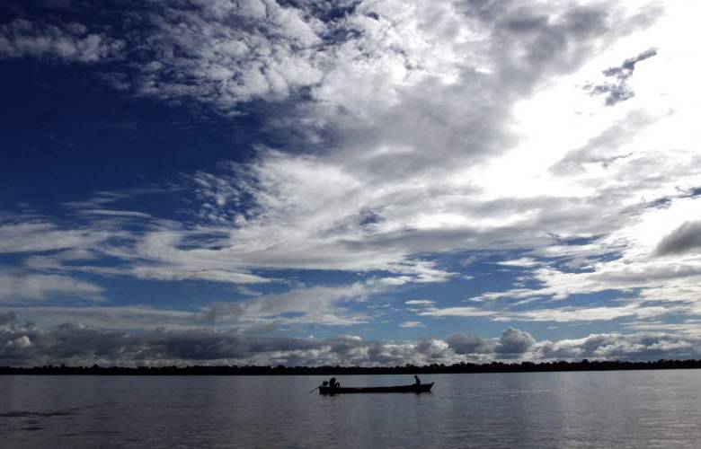 Hernán Vanegas - A una hora y media navegando río arriba el Amazonas desde Leticia, se llega al Hotel Parque Nacional Natural Amacayacu.