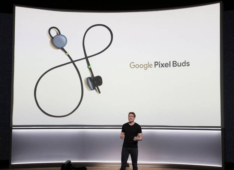 Google también presentó sus dos nuevos celulares y un nuevo asistente para el hogar. FOTO: EFE
