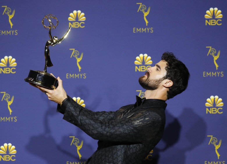 Es el primer Emmy para Daren Criss. FOTO Reuters
