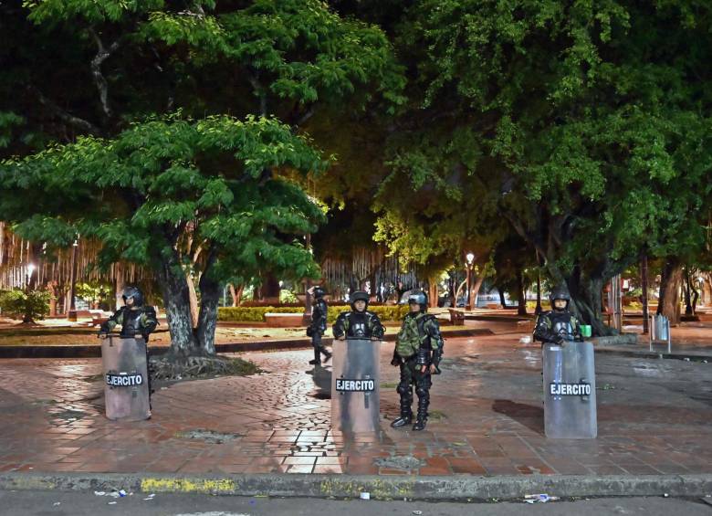 “La zozobra que generaron fue muy bien craneada”, dijo el alcalde de Cali. FOTO AFP
