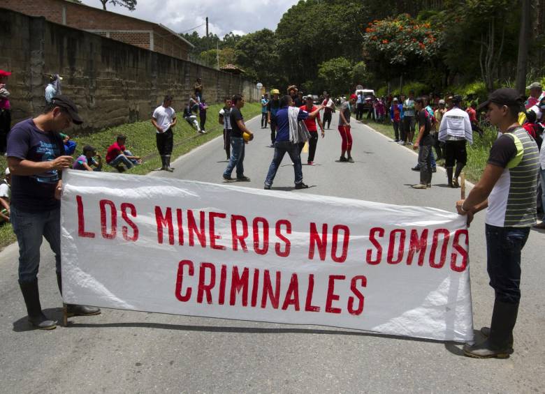 Los mineros habían logrado estos acuerdos tras 50 días de protestas en septiembre del 2013 en todo el país. FOTO ESTEBAN VANEGAS