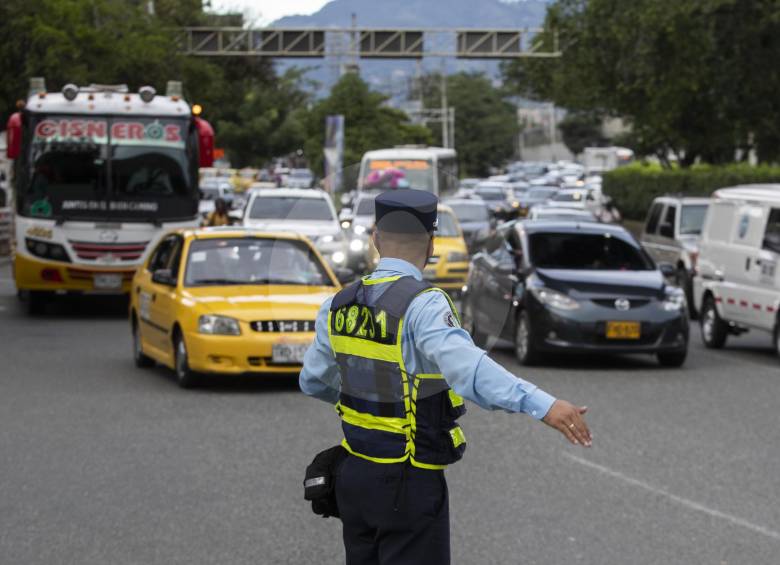 Las vías de Antioquia con más movilización de vehículos fueron la autopista Medellín-Bogotá, el Túnel Aburrá Oriente y la vía del Suroeste, informó la Policía de Carreteras. FOTO Manuel Saldarriaga