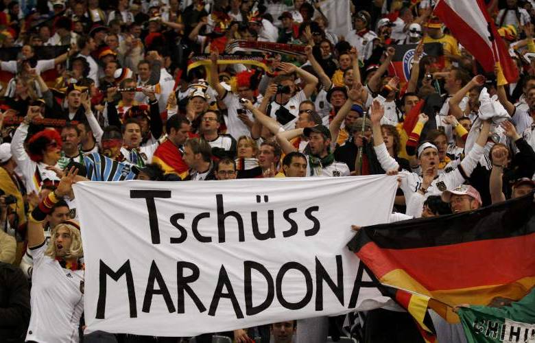 Reuters - Con un sincero o irónico "hasta luego Maradona" se despidieron los germanos del ex-astro argentino.