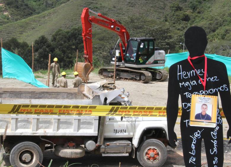 En el sector de La Escobrera, en el centro oriente de Medellín, habrían más de 90 cuerpos de víctimas de milicias y grupos paramilitares. FOTO ROBINSON SÁENZ