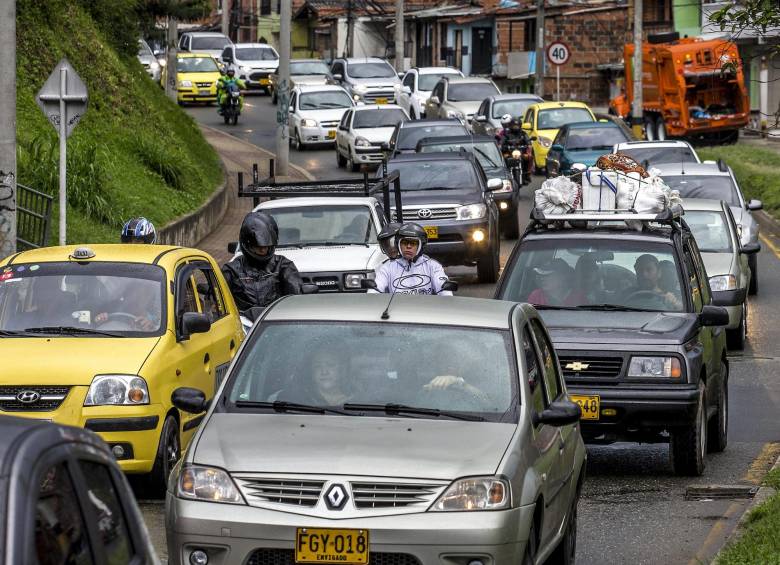 Las autoridades de Policía recomiendan salir de viaje temprano con el fin de evitar congestiones. FOTO juan antonio sánchez