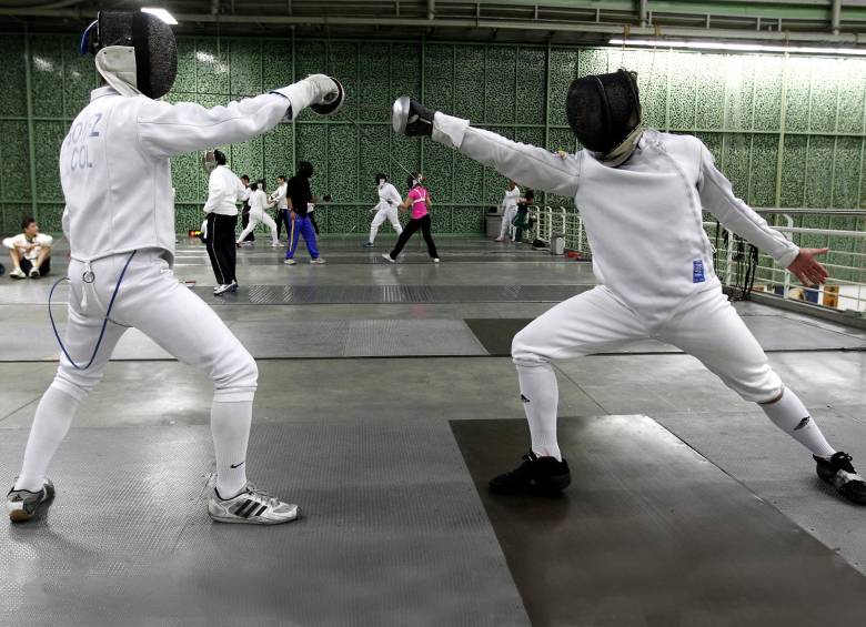 Los locales Santiago Jurado y Santiago Gómez, cartas fuertes en la modalidad de espada. FOTO Jaime pérez munevar
