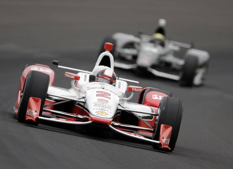 Juan Pablo Montoya durante la práctica en el primer día de las calificaciones para la carrera. FOTO AP