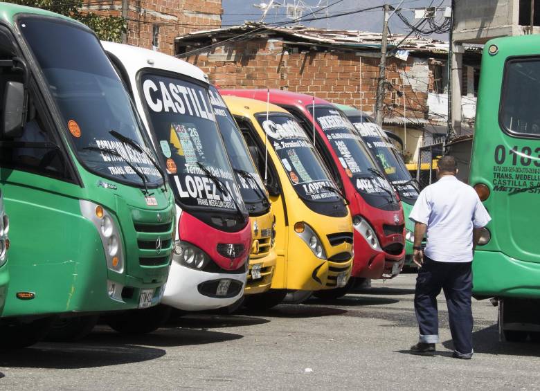 Conductores atemorizados por cobro de vacunas en Castilla. FOTO ROBINSON SÁENZ