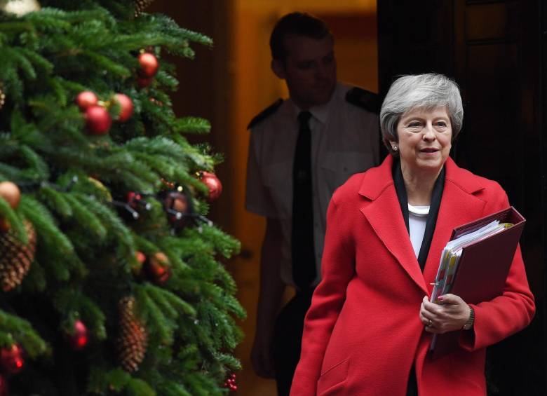 La primera ministra Theresa May alcanzó el acuerdo con la Unión Europea para la salida de Reino Unido de esta comunidad en marzo de 2019. FOTO: EFE