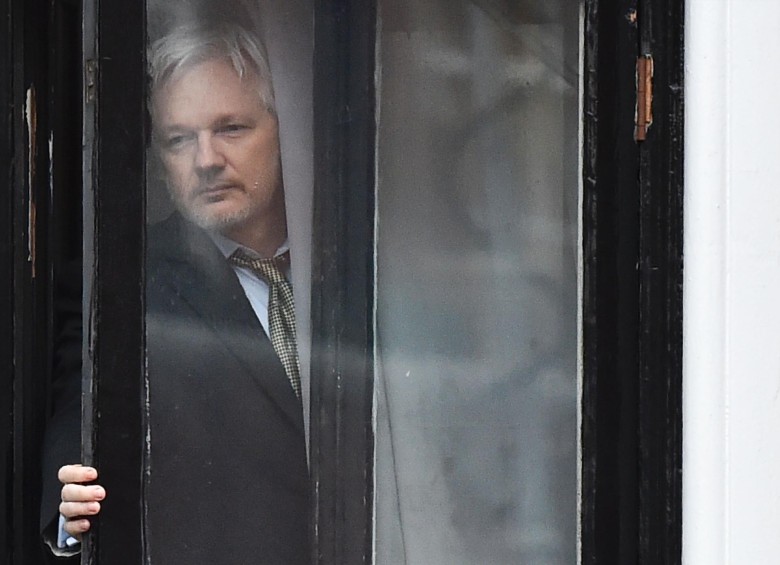El Gobierno de Ecuador confirmó que restringió de forma temporal el acceso al sistema de comunicación de su embajada en Londres, donde se encuentra asilado el fundador de WikiLeaks, Julian Assange. FOTO AFP