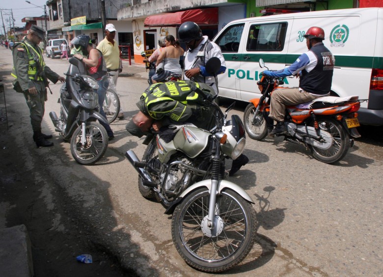 La Policía de El Bagre reforzó los controles y los operativos tras el ataque con explosivos. FOTO ARCHIVO