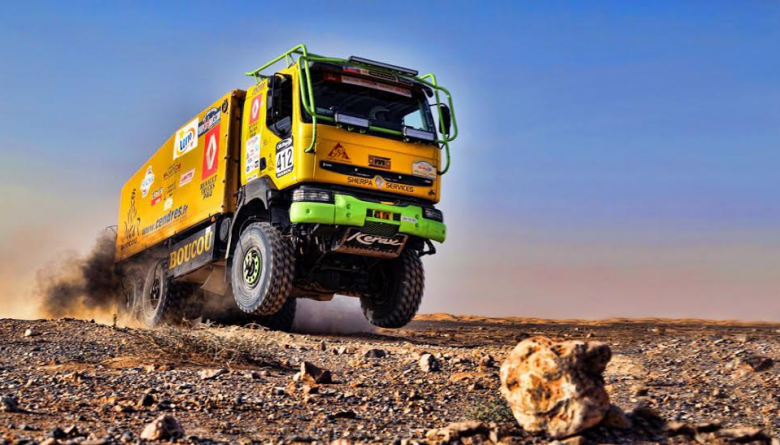 Linares desafía el Dakar montado en un camión