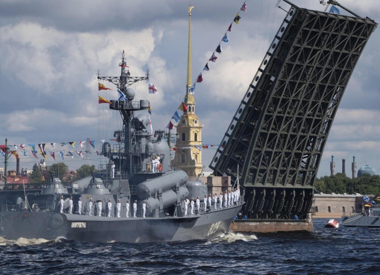 Putin dijo que en el 2020 la Marina de Guerra rusa recibirá 40 nuevos buques y navíos de distinta clase. FOTO EFE