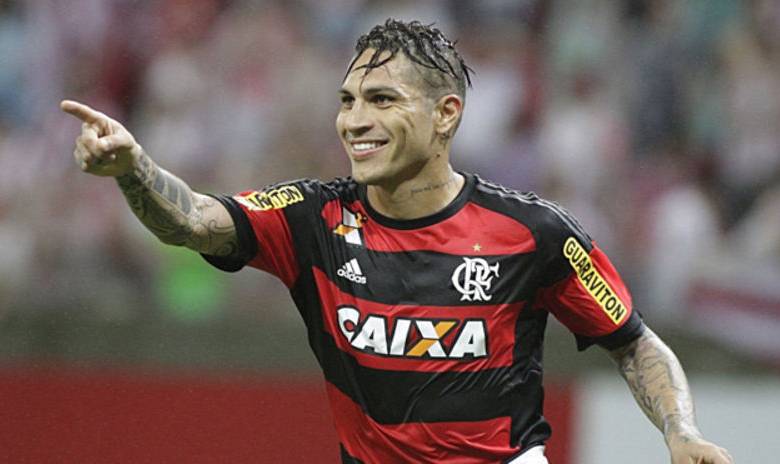 Paolo Guerrero fue convocado para el partido ante Internacional por el Brasileirao. FOTO EFE