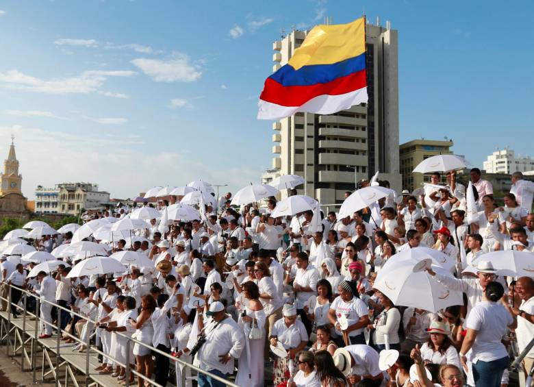 Las Farc piden perdón y Santos les da la bienvenida a la democracia