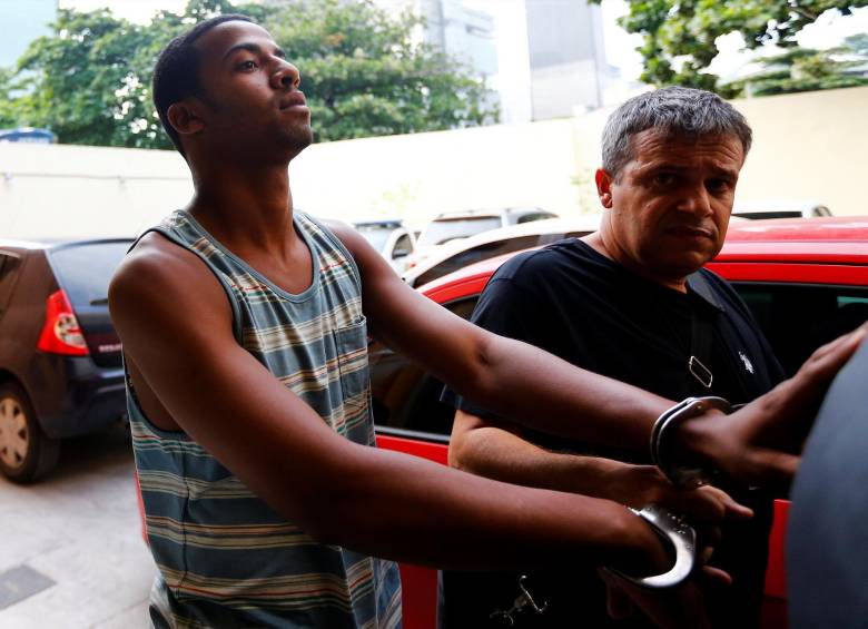 Raí Souza, de 22 años, se entregó voluntariamente a la policía. FOTO REUTERS