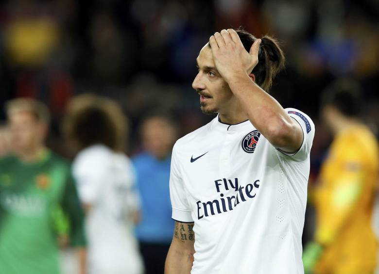 El sueco Zlatan Ibrahimovic marcó el único gol del equipo francés ante el Barcelona. FOTO REUTERS